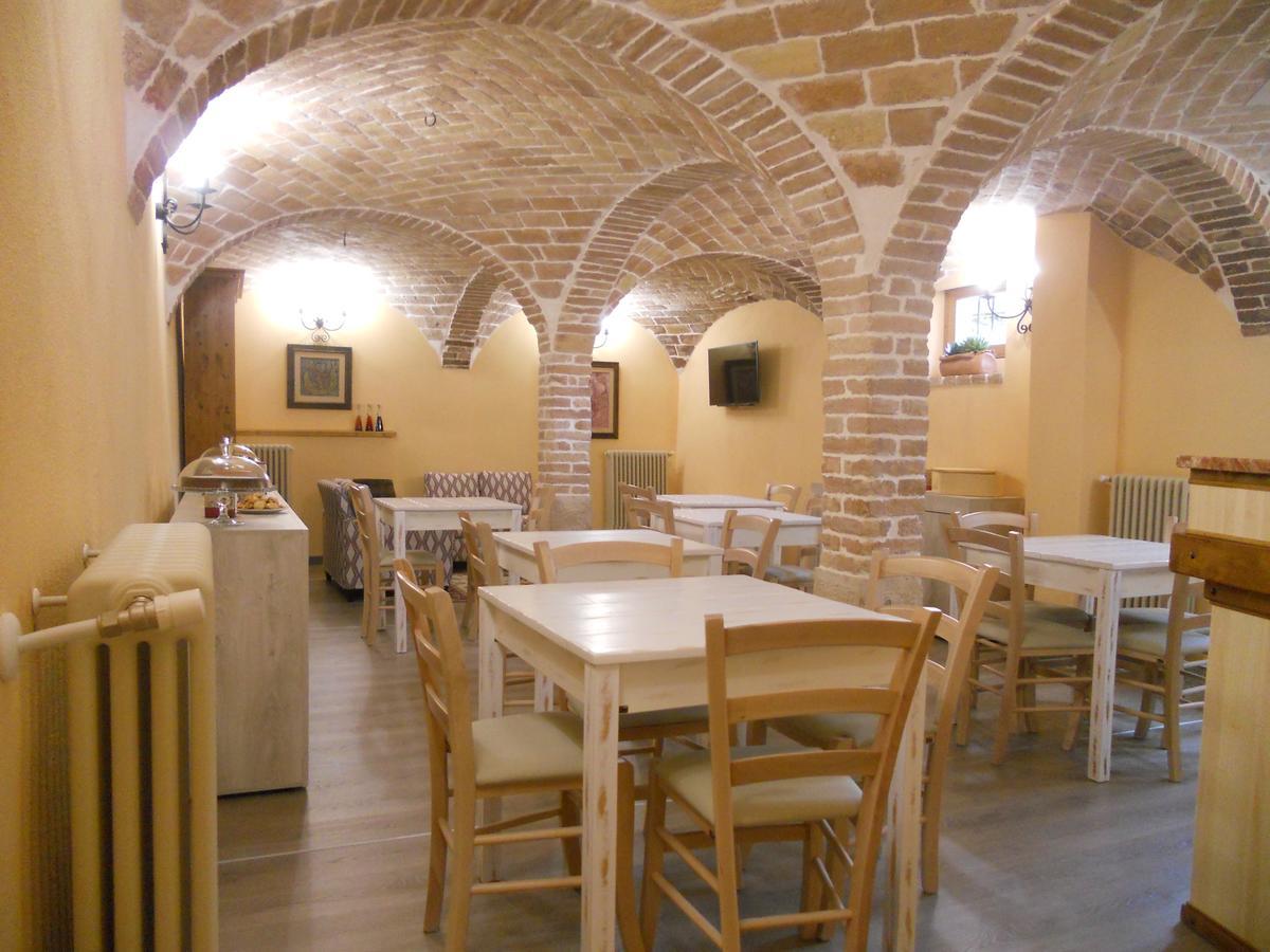 Donna Matilde Hotel Пескокостанзо Екстериор снимка