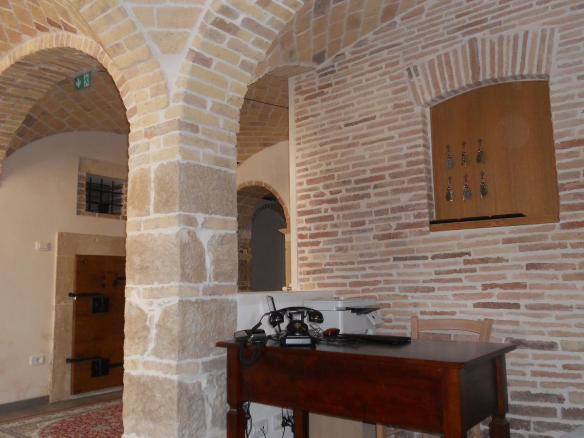 Donna Matilde Hotel Пескокостанзо Екстериор снимка