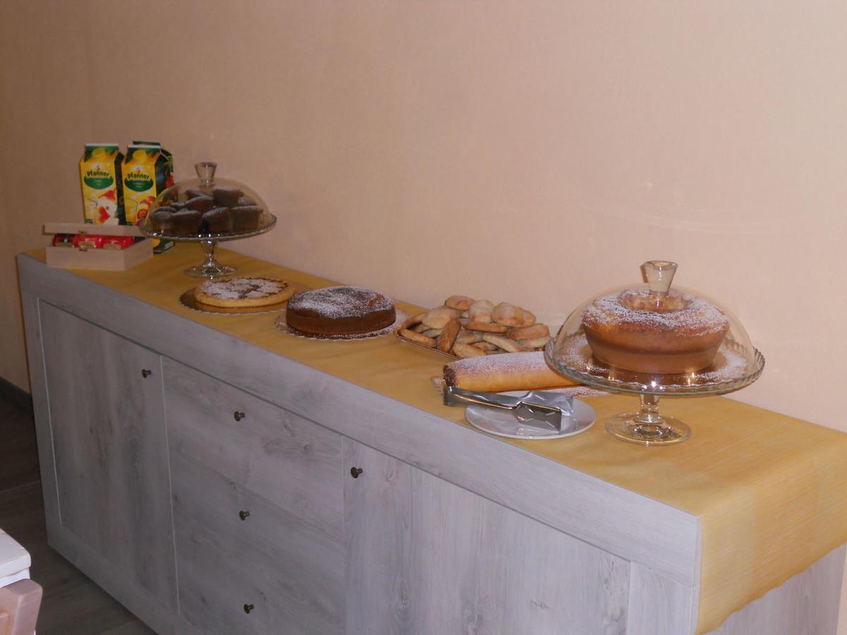Donna Matilde Hotel Пескокостанзо Екстериор снимка