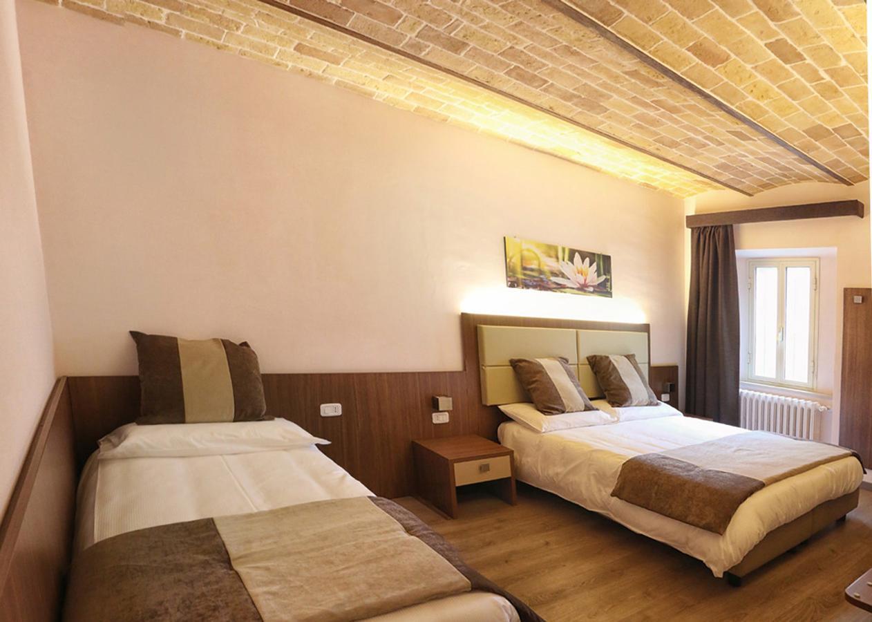 Donna Matilde Hotel Пескокостанзо Екстериор снимка