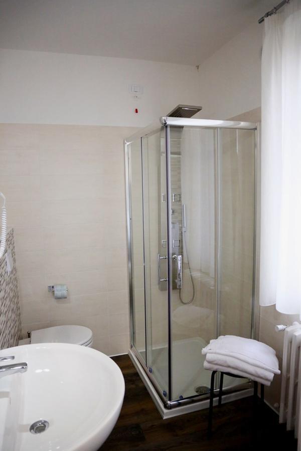 Donna Matilde Hotel Пескокостанзо Екстериор снимка
