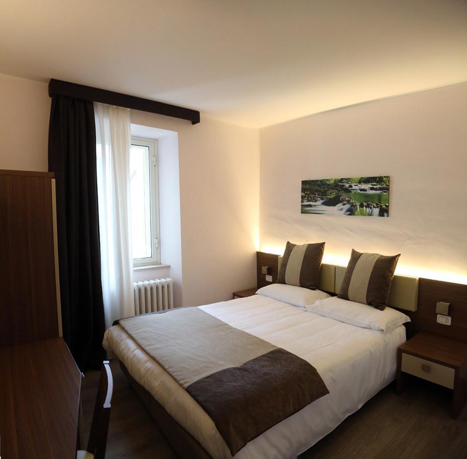 Donna Matilde Hotel Пескокостанзо Екстериор снимка