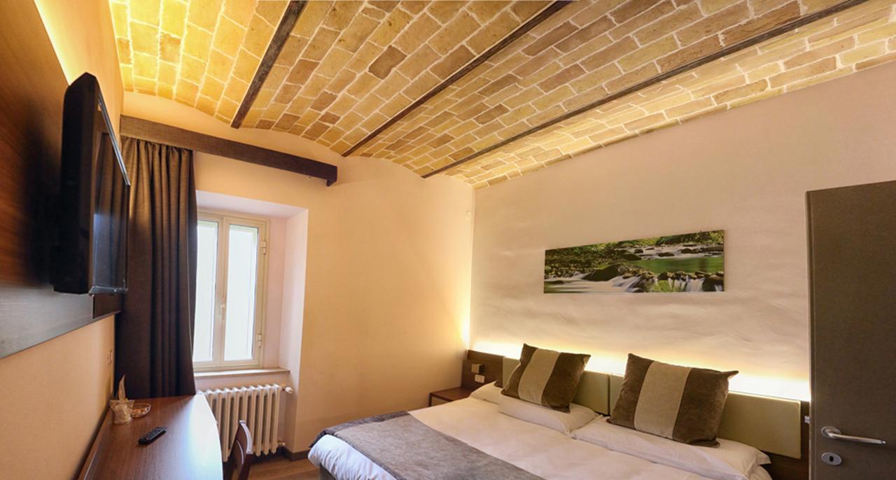 Donna Matilde Hotel Пескокостанзо Екстериор снимка