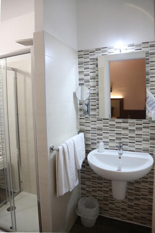 Donna Matilde Hotel Пескокостанзо Екстериор снимка